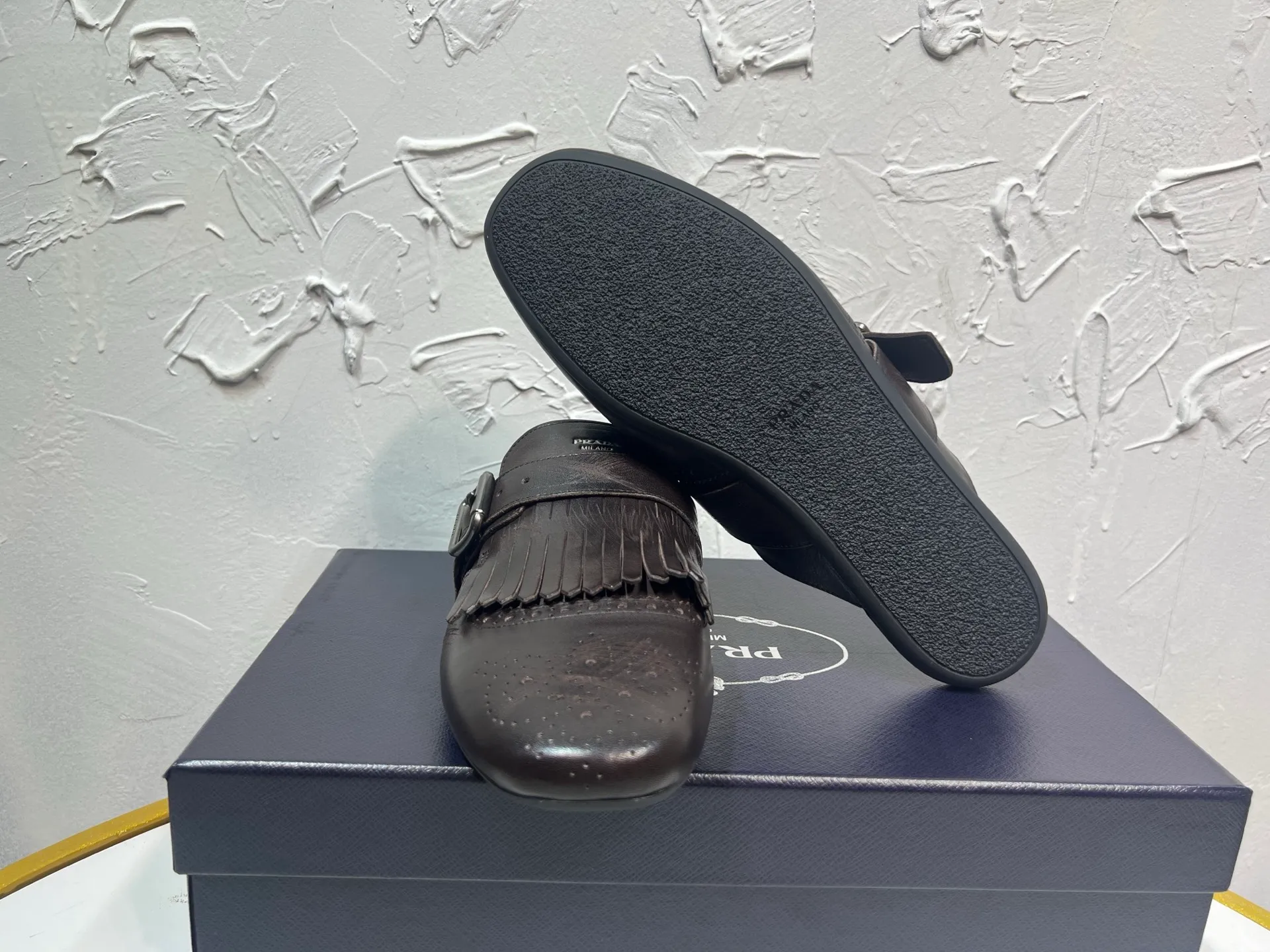 P780 prada derby2025 spring and autumn latest Prada slip-on retro men's Muleto shoes, Shuffle tassel strap Monk shoes, upper cowhide, lining and foot cowhide, rubber sole, original packaging Code number: 39-46